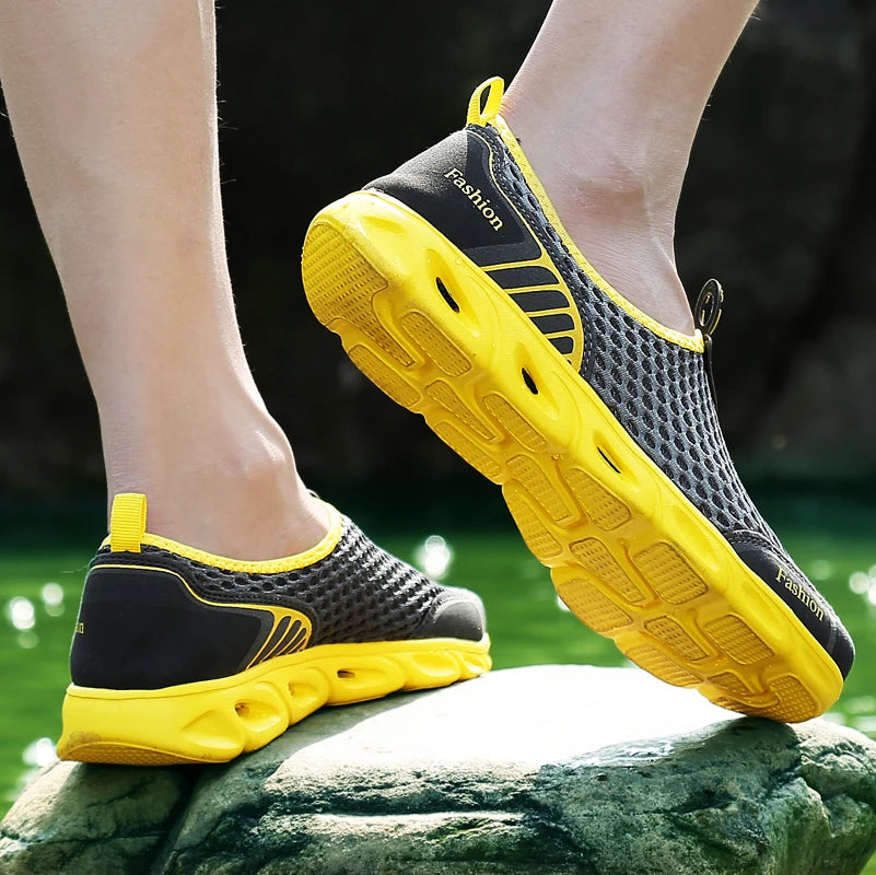 Unisex Summer Sneakers – Lightweight, Breathable Casual Shoes for Men & Women, Outdoor Walking Comfort Footwear, Stylish Everyday Wear.