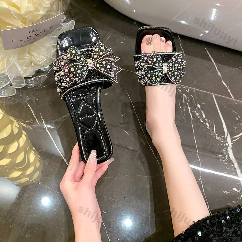 2025 Women’s Summer Shoes – Fashion Bow-Knot Slippers, Comfortable Non-Slip Sandals with Rhinestones, Outdoor Soft Sole & Elegant Dress Footwear.