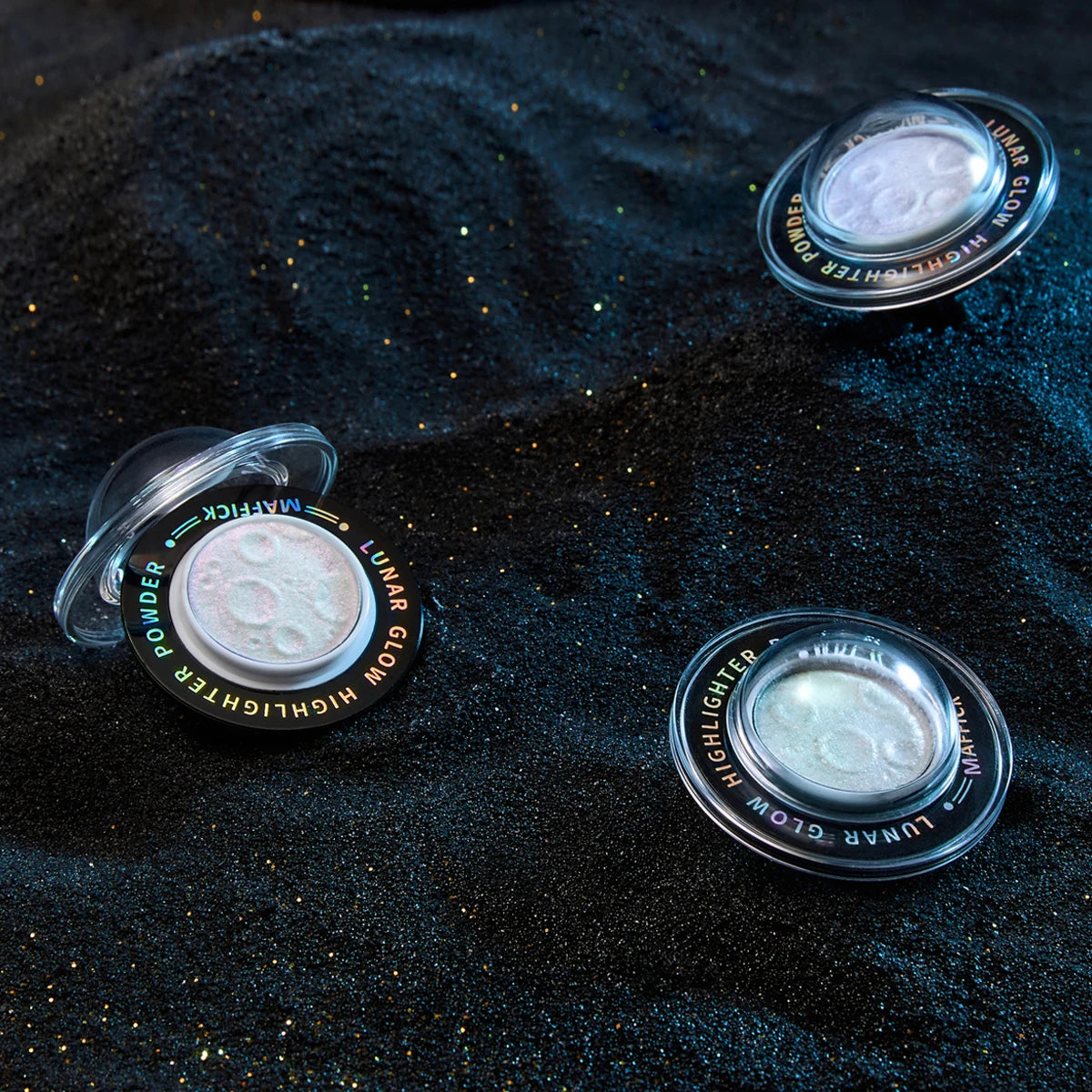 Planet highlighter-puder – lystergivande hud med strålande glow