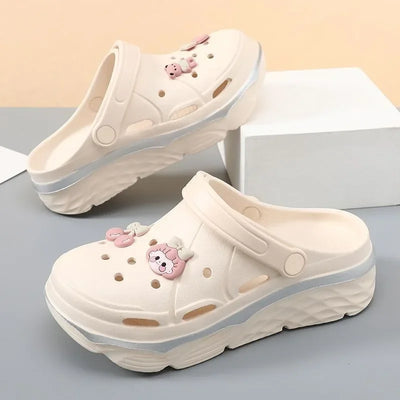 Women’s Summer Outdoor Slides – Breathable Beach Clogs, Platform Sandals, Comfortable Wrapped Slippers & Stylish Big Toe Shoes for Casual Wear.